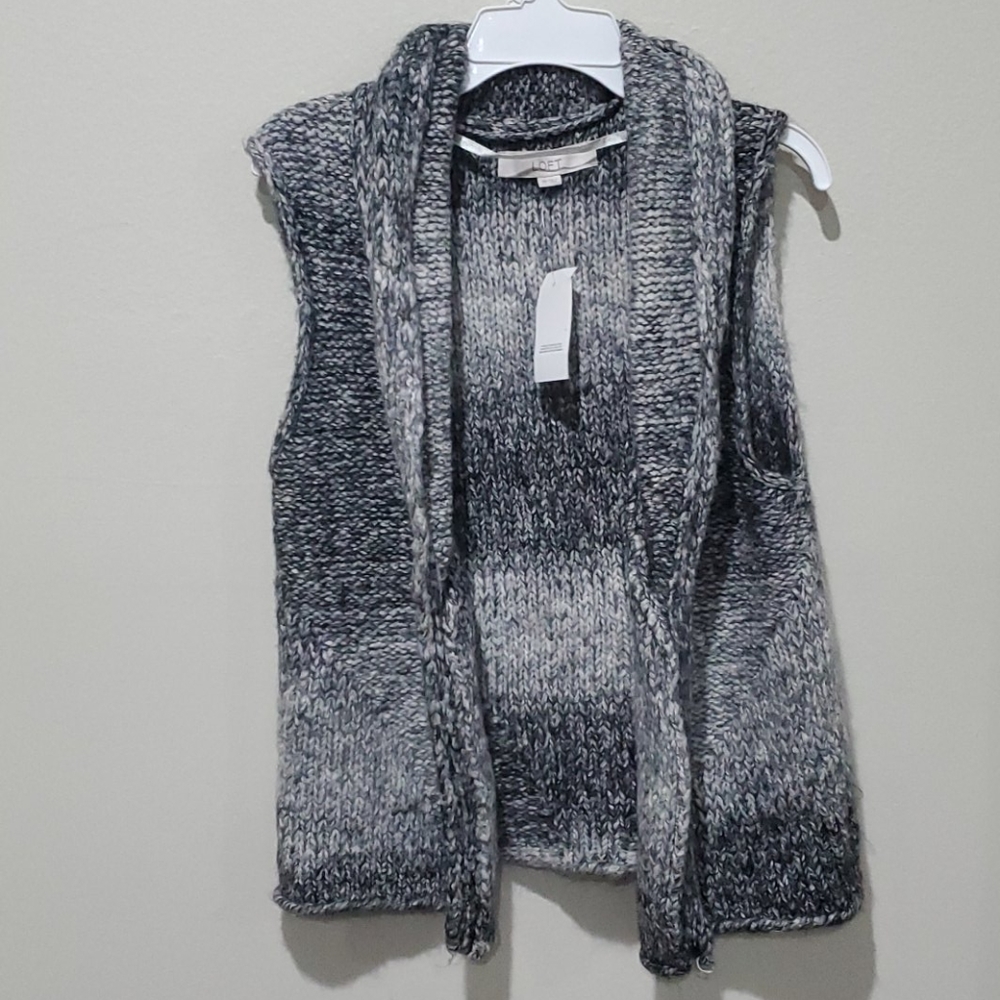ANN TAYLOR LOFT SLEEVELESS CARDIGAN SWEATER